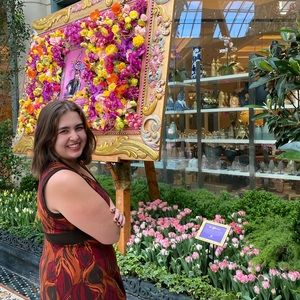 Meet your Posher, Olivia